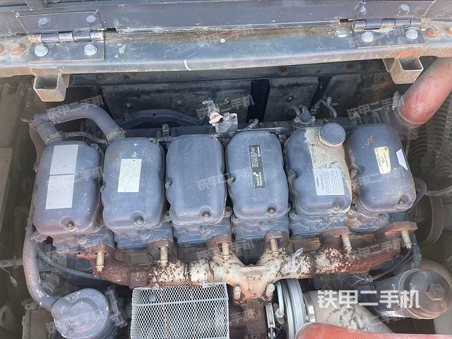 發(fā)動(dòng)機(jī)整體俯視（整機(jī)外觀）