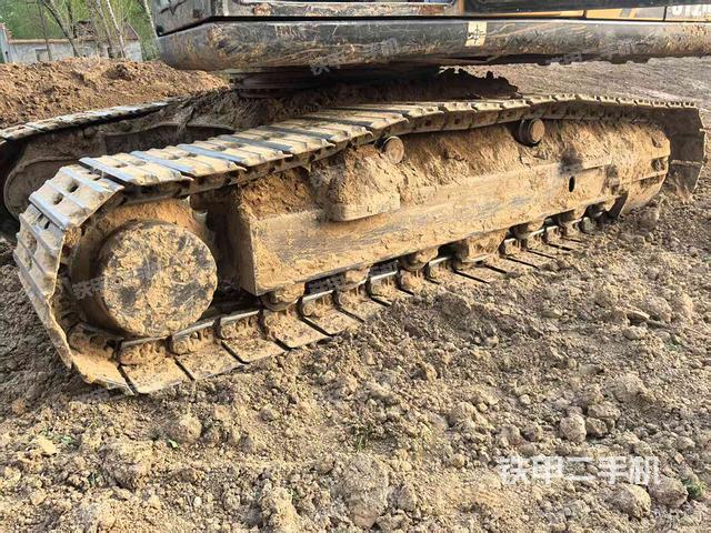 單側(cè)履帶整體（整機外觀）