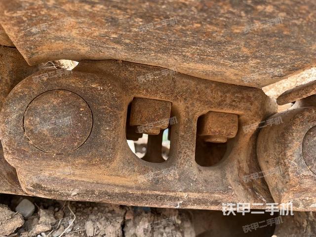 右導向輪（行走機構(gòu)）