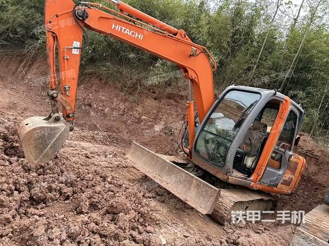 右后45(整機(jī)外觀) 右后45(整機(jī)外觀)