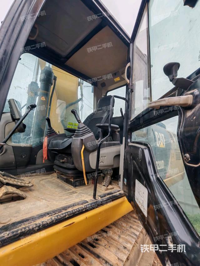 座椅后部（駕駛室部分）