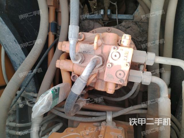 回轉(zhuǎn)馬達(dá)（上車部件）