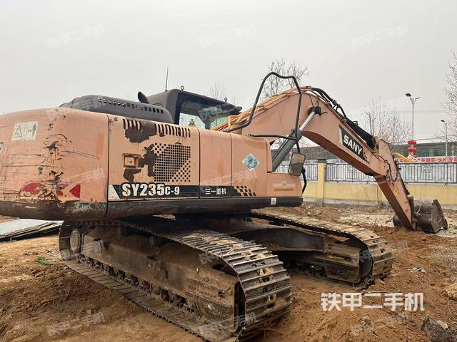 整機右后45°（整機外觀）