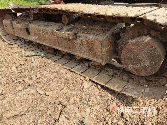 單側(cè)履帶整體（整機(jī)外觀）