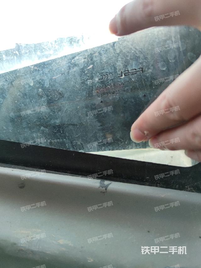 后窗玻璃角標(biāo)（駕駛室部分）