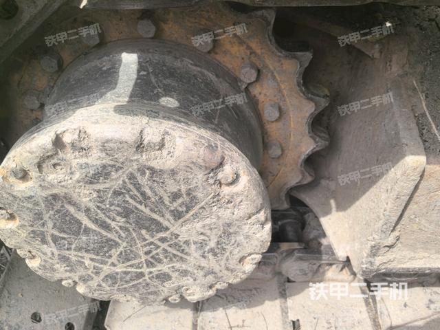 右侧履带整体（行走机构）