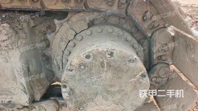 右驅(qū)動輪(行走機構(gòu)) 右驅(qū)動輪(行走機構(gòu))