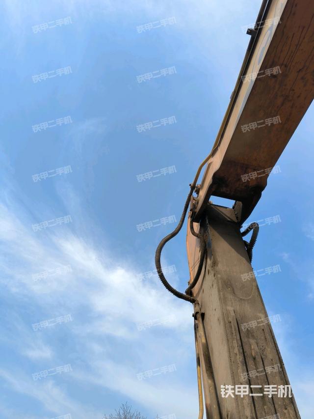 小臂整體左后（工作和回轉(zhuǎn)裝置）