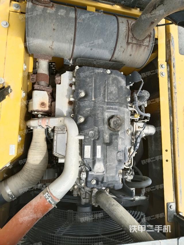 發(fā)動機整體俯視(整機外觀) 發(fā)動機整體俯視(整機外觀)