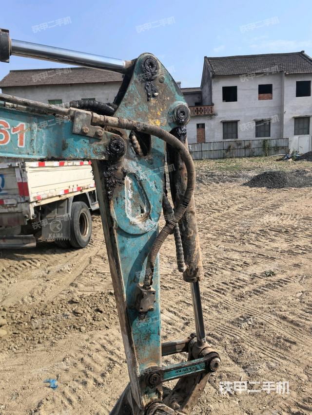 小臂整體左后（工作和回轉裝置）