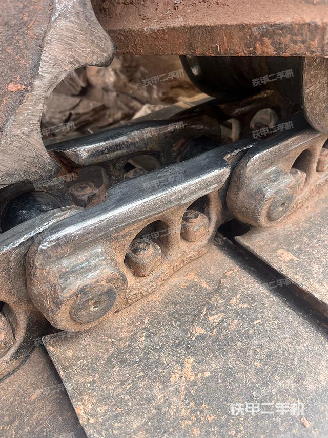 单侧履带整体（整机外观）