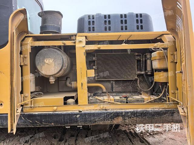 散熱器正面（大件艙室）