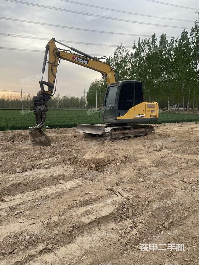 駕駛室整體（整機外觀）