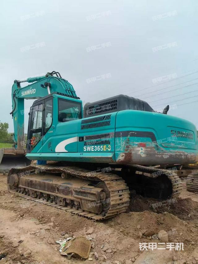 駕駛室頂部（整機(jī)外觀）