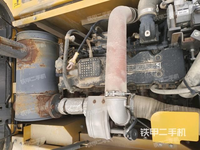 發(fā)動機室(上車部件) 發(fā)動機室(上車部件)