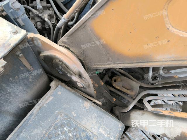 大臂根部?斜視（工作和回轉(zhuǎn)裝置）