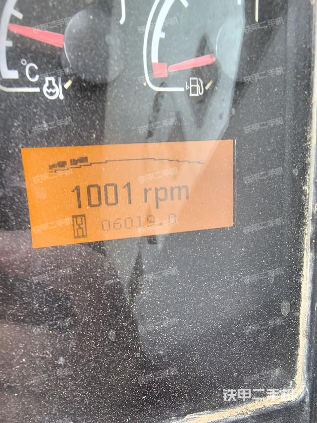 駕駛室整體（整機(jī)外觀）