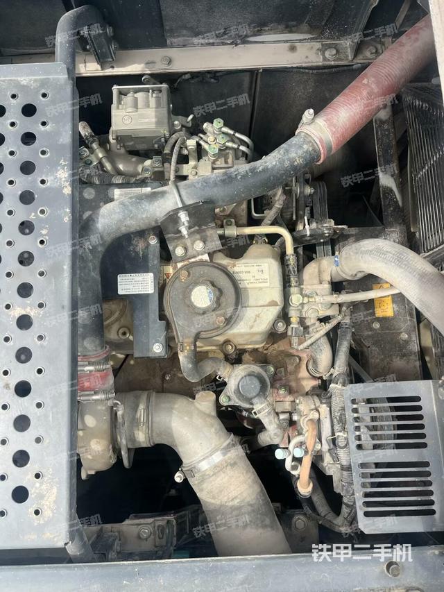 发动机整体俯视（整机外观）