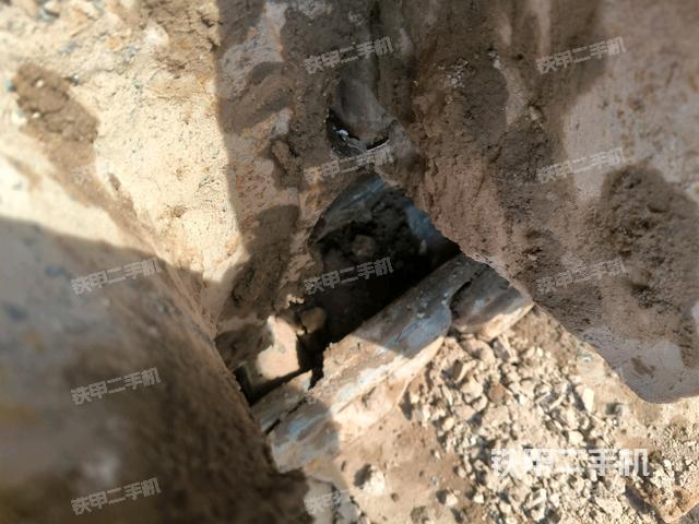 右導(dǎo)向輪（行走機(jī)構(gòu)）