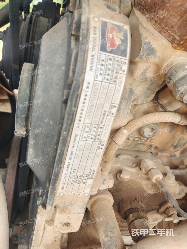 風(fēng)扇及皮帶（壓路機(jī)發(fā)動機(jī)艙）