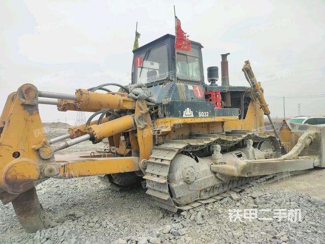 右后45°（推土機(jī)整車外觀）