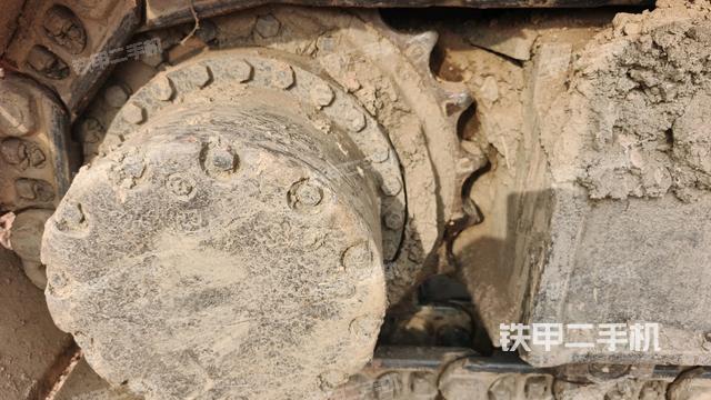 左驅(qū)動輪(行走機構(gòu)) 左驅(qū)動輪(行走機構(gòu))