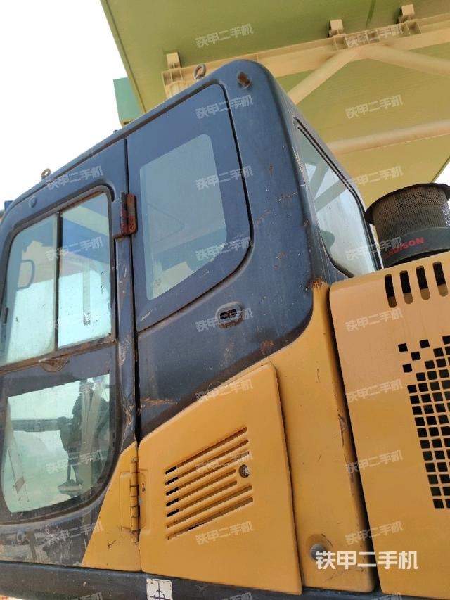 驾驶室左后45度（驾驶室部分）