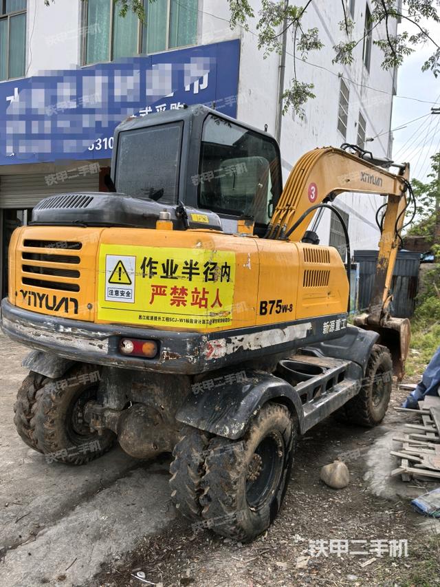 整機(jī)右后45°(整機(jī)外觀) 整機(jī)右后45°(整機(jī)外觀)