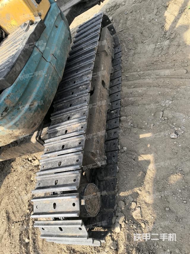 左側履帶整體?（行走機構）