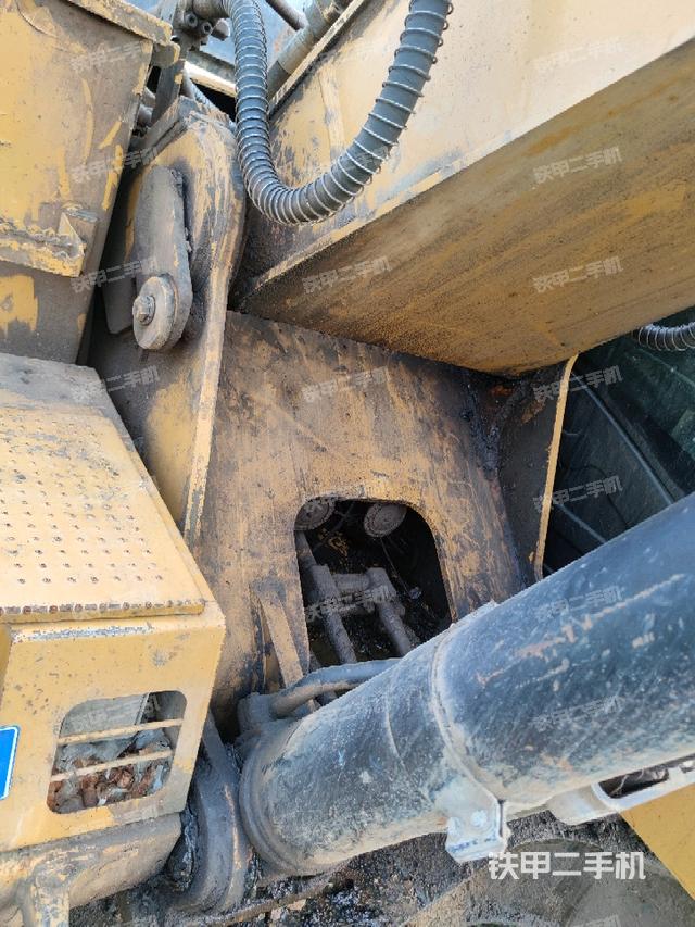 大臂根部?斜視（工作和回轉(zhuǎn)裝置）