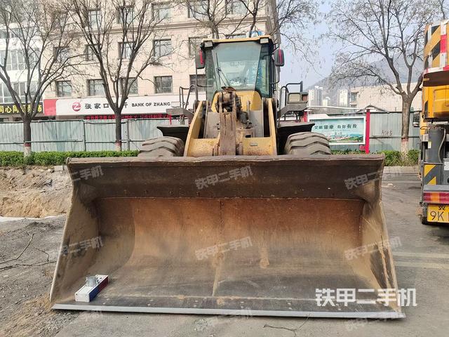 駕駛室工作臺（整機(jī)外觀及大件）