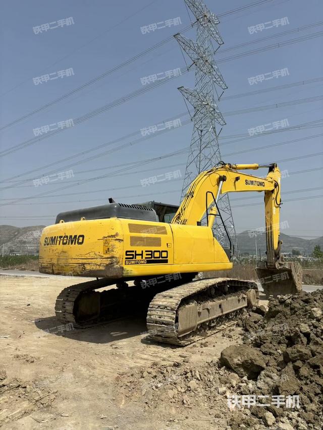 整機(jī)右后45°(整機(jī)外觀) 整機(jī)右后45°(整機(jī)外觀)