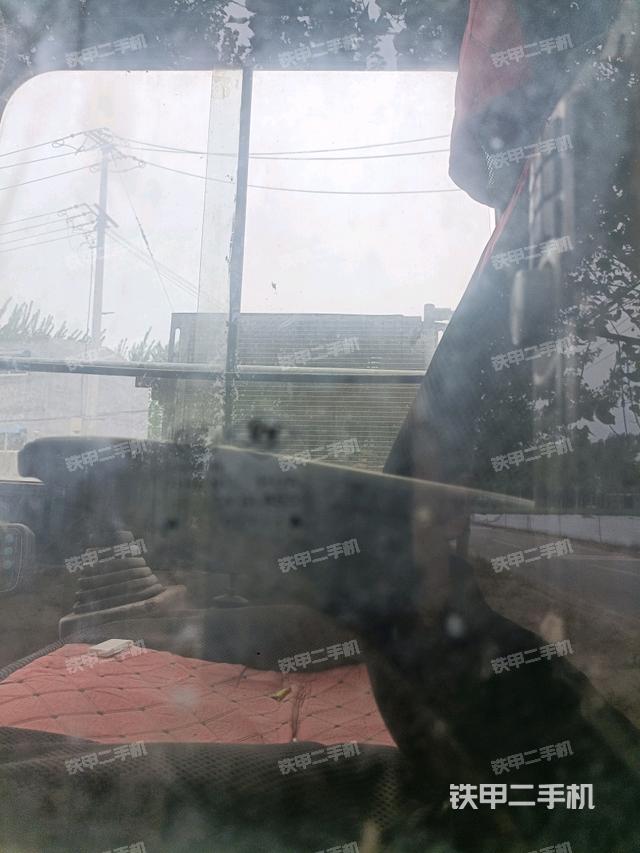后窗玻璃角標(biāo)(駕駛室部分) 后窗玻璃角標(biāo)(駕駛室部分)
