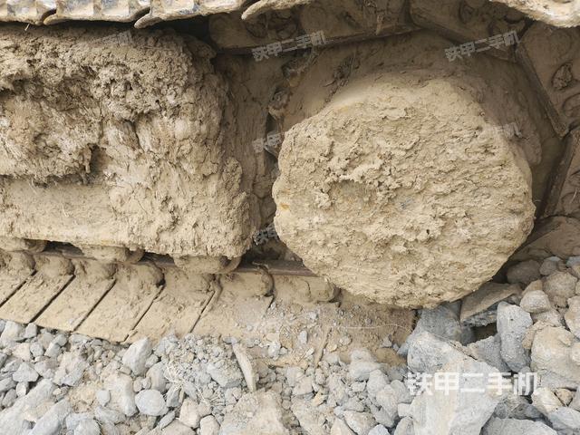 右側履帶整體(行走機構) 右側履帶整體(行走機構)