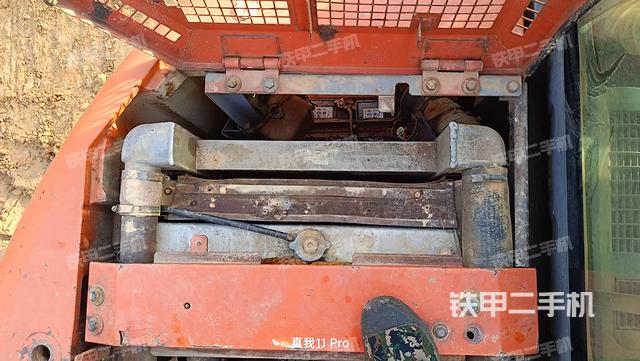 發(fā)動(dòng)機(jī)室(上車(chē)部件) 發(fā)動(dòng)機(jī)室(上車(chē)部件)