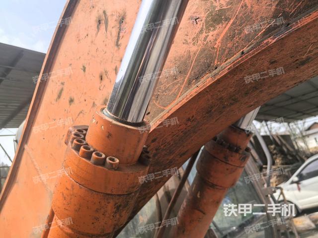 大臂根部 斜视（工作和回转装置）