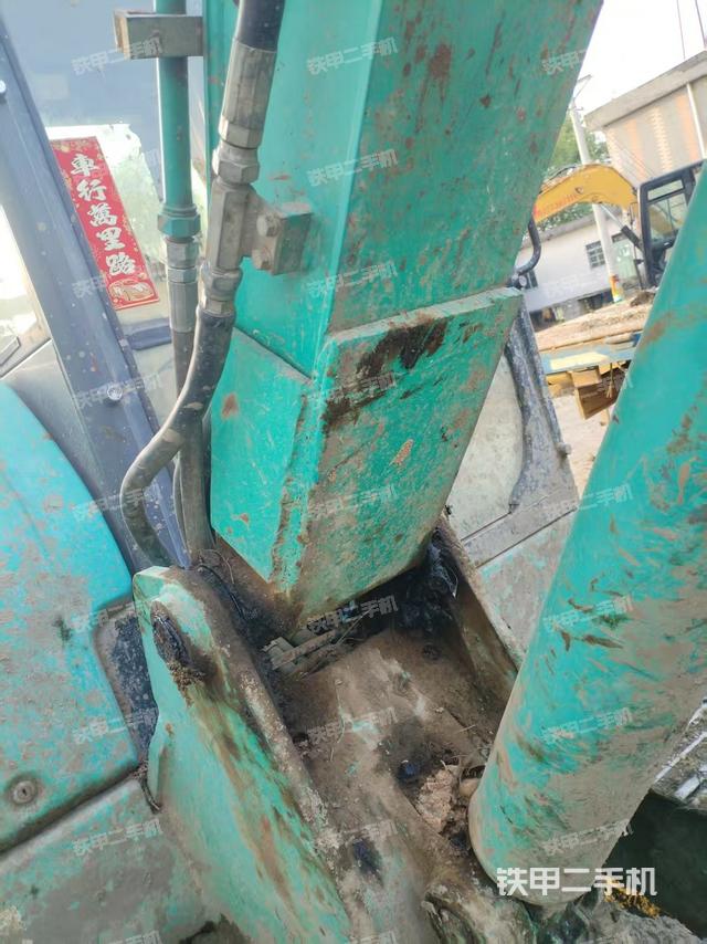 大臂背部俯視（工作和回轉(zhuǎn)裝置）