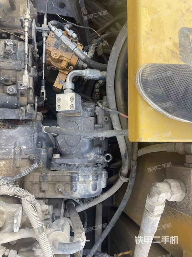 液压泵室(大件舱室) 液压泵室(大件舱室)