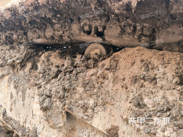 左導(dǎo)向輪（行走機(jī)構(gòu)）