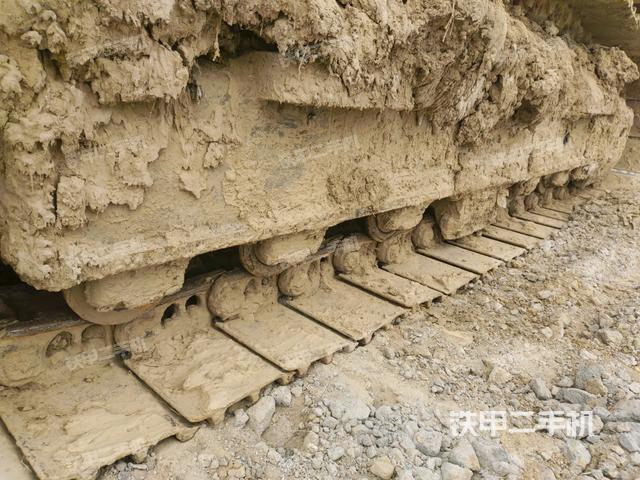 左側行走馬達蓋板(行走機構) 左側行走馬達蓋板(行走機構)