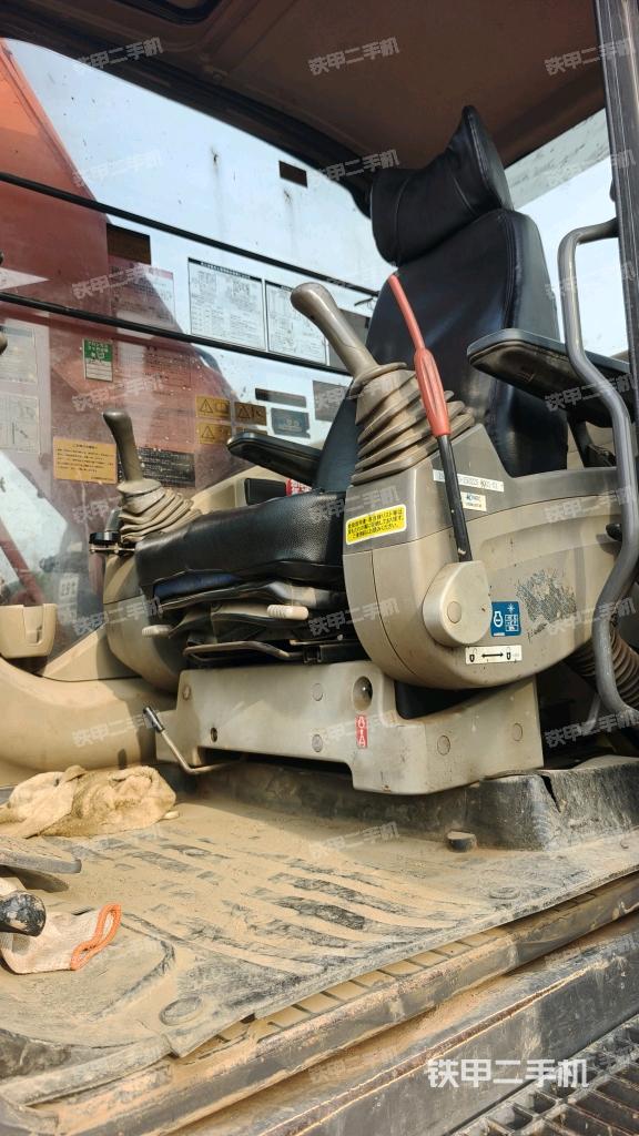 座椅后部(駕駛室部分) 座椅后部(駕駛室部分)