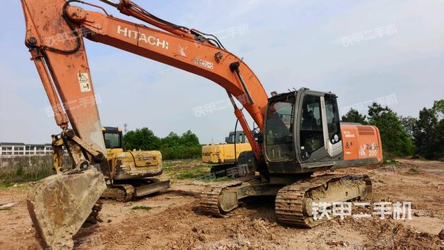 右前45(整機外觀) 右前45(整機外觀)