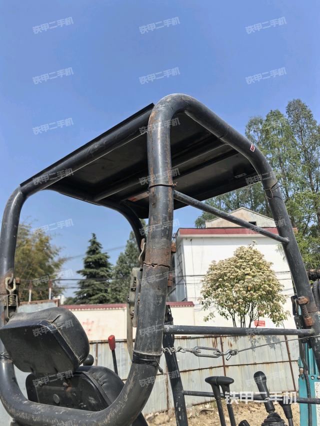 頂棚整體（駕駛室部分）