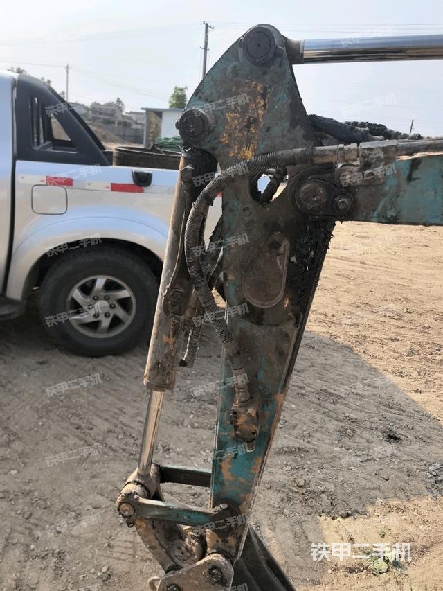 小臂整體右前（工作和回轉裝置）