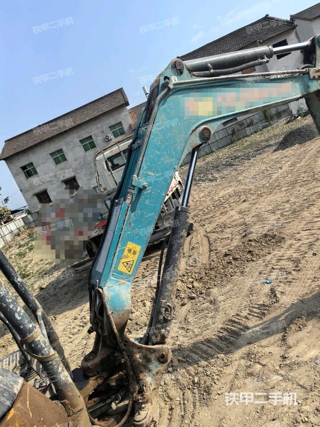 大臂整體?右側（工作和回轉裝置）