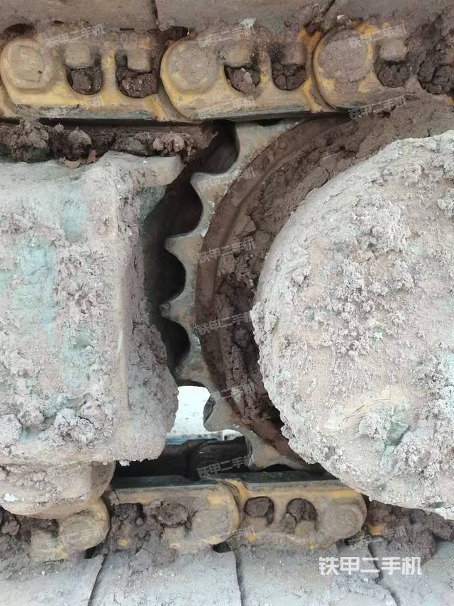 单侧履带整体（整机外观）