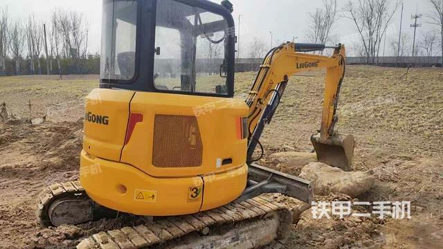 整機(jī)右后45°（整機(jī)外觀）