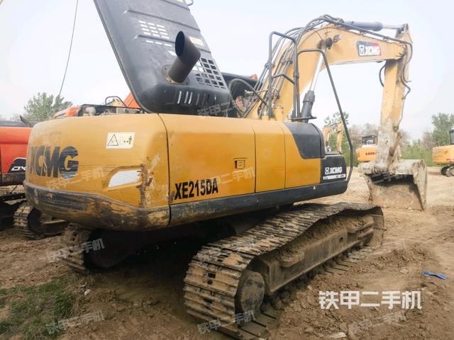 徐工XE215DA挖掘机的设备实拍-第2张实拍照片