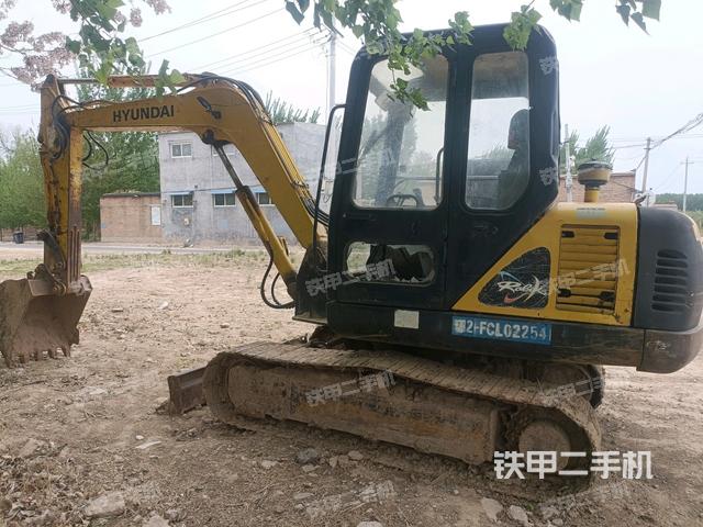 左后45(整機(jī)外觀) 左后45(整機(jī)外觀)