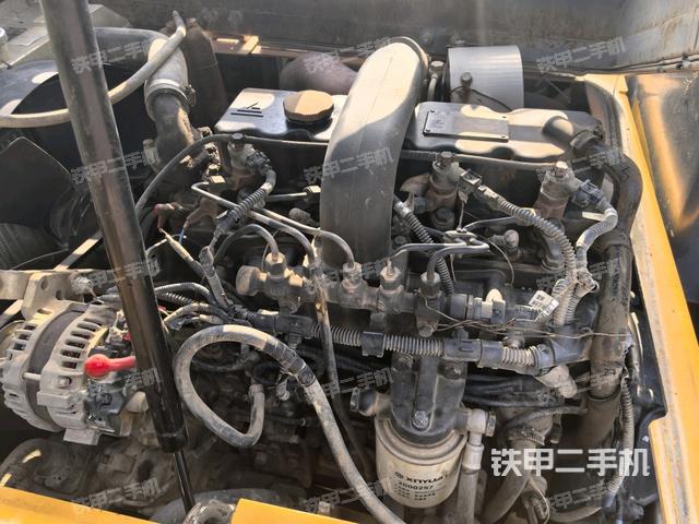發(fā)動(dòng)機(jī)整體俯視(整機(jī)外觀) 發(fā)動(dòng)機(jī)整體俯視(整機(jī)外觀)